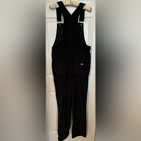 Dickies Women’s Halleyville Corduroy Bib Overalls. Size M Color Black NEVER USED - Picture 4 of 11